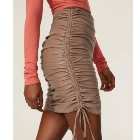 LaPointe Ruched Faux Leather Mini Skirt - Picture 4 of 16